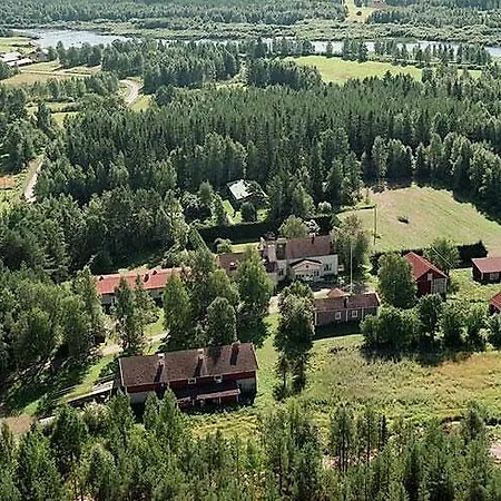 Bed & Breakfast Puttaan Kartano *