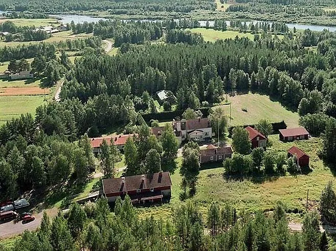 Bed & Breakfast Puttaan Kartano *