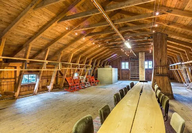 Bed & Breakfast Puttaan Kartano Pirttikoski